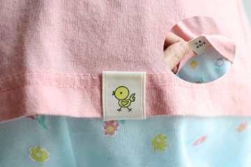 洋服用かくれなラベル（アイロン不要のワンタッチタイプor縫い付けタイプ）20㎜巾2枚入り　お名前入りネームタグの画像