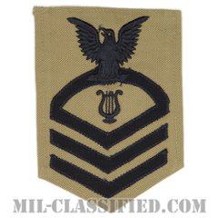上等兵曹 音楽家（Musician (MU)）[カーキ/Male（男性用）/腕章（Rating Badge）階級章]の画像
