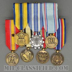 アメリカ空軍ミニメダル（勲章・Medal）セット（7メダル）[ミニサイズ/バッジ/中古1点物]の画像