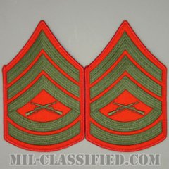 一等軍曹（Gunnery Sergeant (GySgt)）[グリーン・レッド/海兵隊階級章/Large（男性用）/パッチ/ペア（2枚1組）/中古1点物]の画像