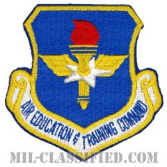 航空教育・訓練軍団（Air Education and Training Command）[カラー/カットエッジ/縫い付け用パッチ]の画像