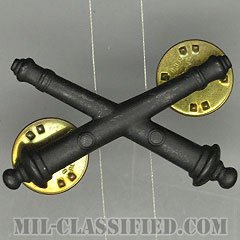 砲兵科章（Field Artillery）[サブデュード（ブラックメタル）/兵科章/バッジ/中古1点物]の画像