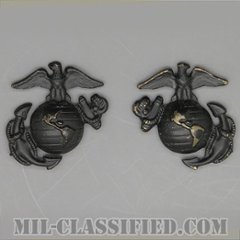 海兵隊デバイス章 (下士官用)（Enlisted Collar Badge）[サブデュード（ブラックメタル）/襟章バッジ/ペア（2個1組）/中古1点物]の画像