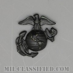 アメリカ海兵隊ギャリソンキャップ用帽章 (下士官用)（Marine Corps Garrison Cap Device, Enlisted）[サブデュード（ブラックメタル）/バッジ/中古1点物]の画像