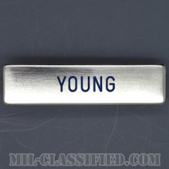 YOUNG [アメリカ空軍用ネームプレート（名札）/中古1点物]の画像