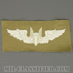 機上射手章 (エアガンナー)（AAF Air Gunner Wing Badge）[カラー/カーキ生地/パッチ/1点物]の画像