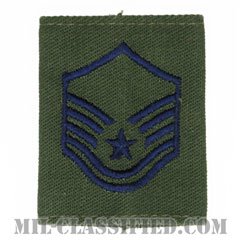 曹長（Master Sergeant）[サブデュード（Subdued）/ゴアテックスパーカー用スライドオン空軍階級章]の画像