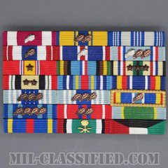 アメリカ空軍リボン（略綬・略章・Ribbon）セット[バッジ/中古1点物]の画像