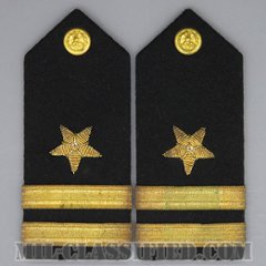 大尉 (一般兵科)（Line Officer, Lieutenant）[海軍ショルダーボード階級章（男性用）/BOX付/ペア（2枚1組）/中古1点物]の画像