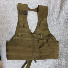 USED・ファイティング ベスト・MOLLE コヨーテ の画像