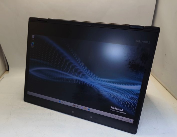 【2in1タブレットPC】東芝 dynabook / 高速SSD搭載 / Windows11 / Webカメラ / ノートパソコン画像