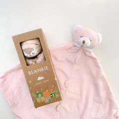 ご出産祝いにサンフランシスコ発ベビー用品ブランド「エンジェルディア」ブランキーかわいい動物のぬいぐるみとタオルがひとつになったにぎにぎクロス（ピンクブルドッグ）画像