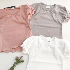 ご出産祝いにおすすめ！日本製ベビー服赤ちゃん服フラップTシャツ2色サイズ70-80㎝対応MadeinJapanピンクの画像