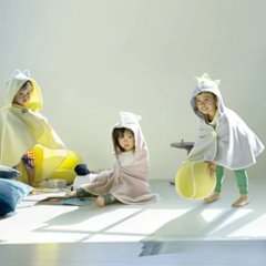 今治タオル 日本製｜恐竜フード付きバスタオル｜出産祝い・ベビーギフト人気2色　グレーとイエローおくるみとしても使えますMadeinJapanメイドインジャパンの画像