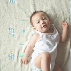 安心の日本製メイドインジャパン今治タオルImabariご出産祝いに身長が測れるタオル バスタオル赤ちゃん用品ベビー用品ぞうさんベージュお揃いの２ウェイビブも♪の画像