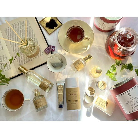 ラグジュアリーな香りで空間をアップグレードお友だちへのプレゼントにも！Senteur et Beaute サンタール エ ボーテ ザ ティー フレグランスブーケ ホワイトティー画像