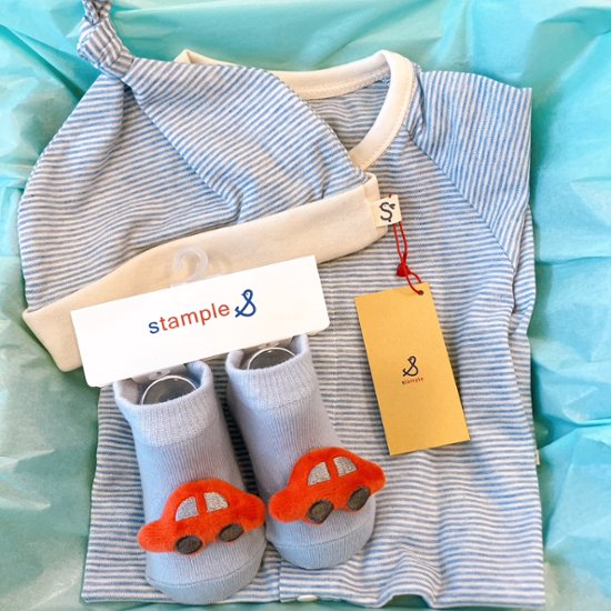 ラッピング無料！出産祝いに人気の日本製ベビーギフトセット 「スタンプル」新生児～ 2WAYオール＋ベビー帽子＋靴下 3点セット画像