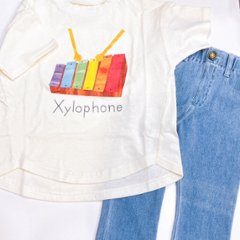 【110cm】3-4歳のお誕生日プレゼントにおすすめ｜110サイズ｜ユニセックスで着られる 3点お出かけコーデセット シロフォンTシャツ×やわらかデニムパンツ×スナップボタンカーディガンの画像