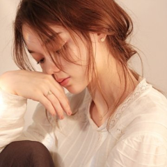 K10YG ピールプレート＆ダイヤピアス 画像