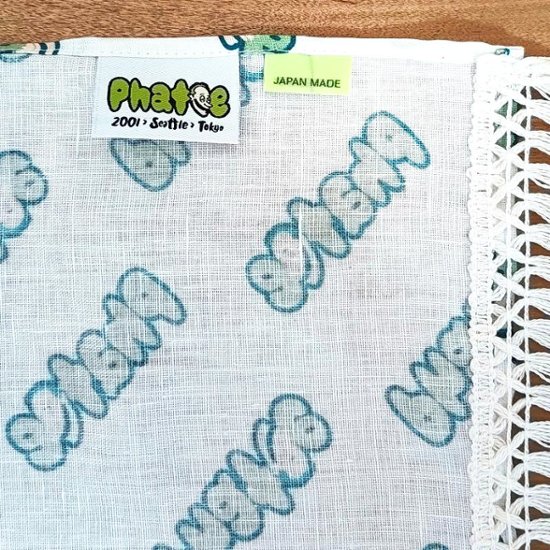 phatee-100% hemp shawl logo / off white画像