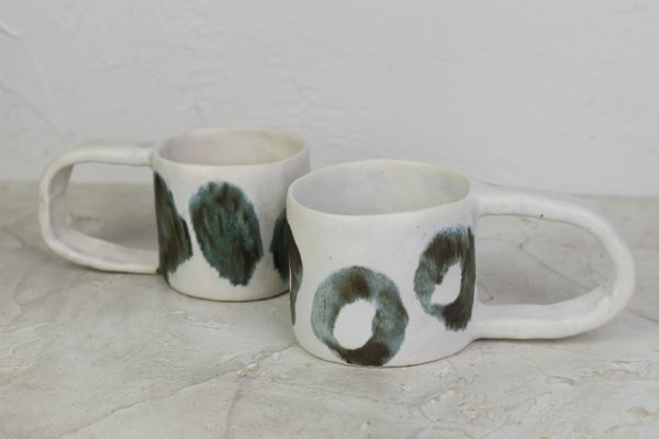 マグカップ（小黒ちはる）の画像