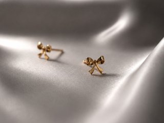 K18 ラーナ リボン ピアス rph43755423画像