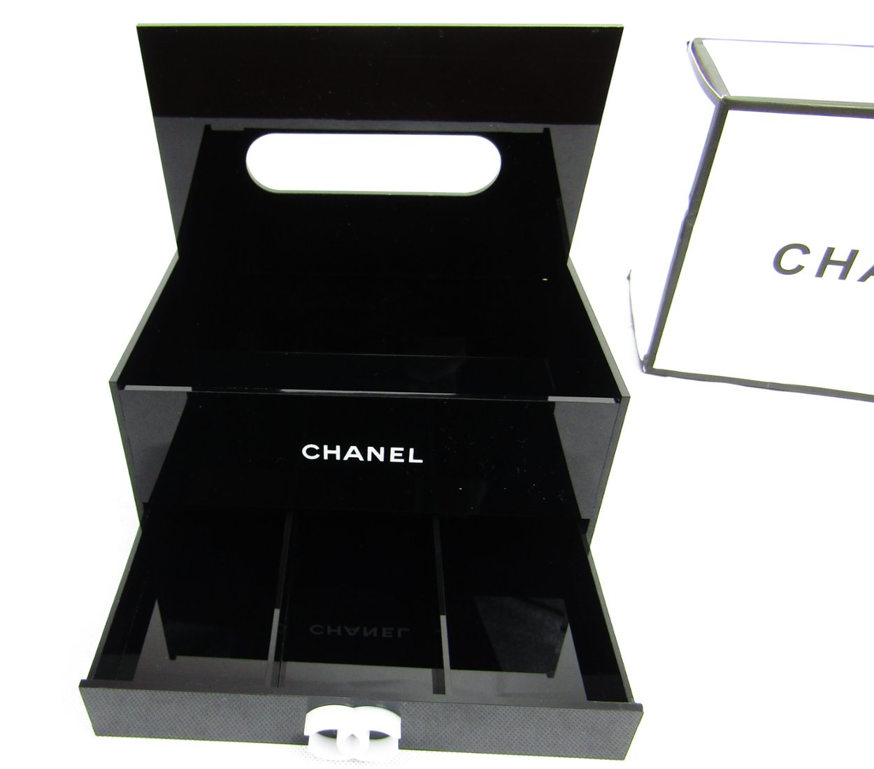 CHANEL ティッシュケース(548-8)|創作品モール あるる