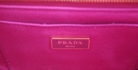 PRADA　カナパトート画像