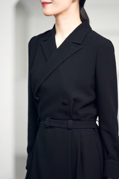 Elliot Formal画像