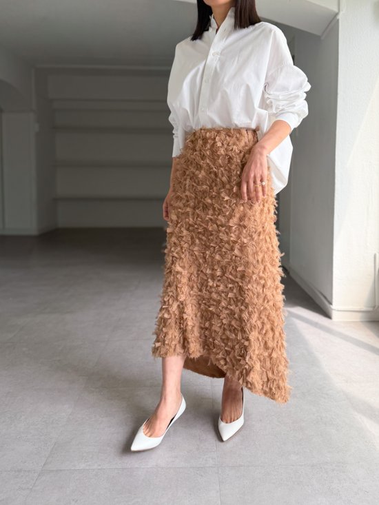 Odile Feather Cappuccino画像