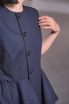 【2月末-3月中旬デリバリー予定】Faye Pinstripe画像