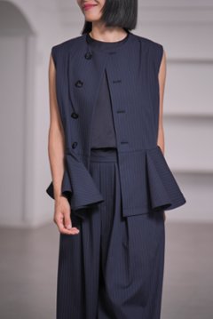 【2月末-3月中旬デリバリー予定】Faye Pinstripe画像