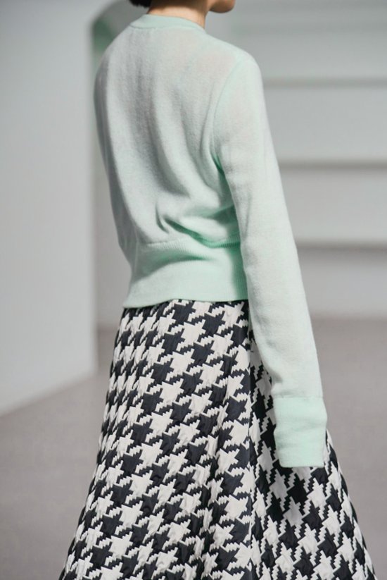 Darcy mint画像