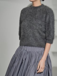 Darcy Fur Cashmere Charcoalの画像