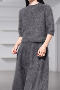 Darcy Fur Cashmere Charcoalの画像