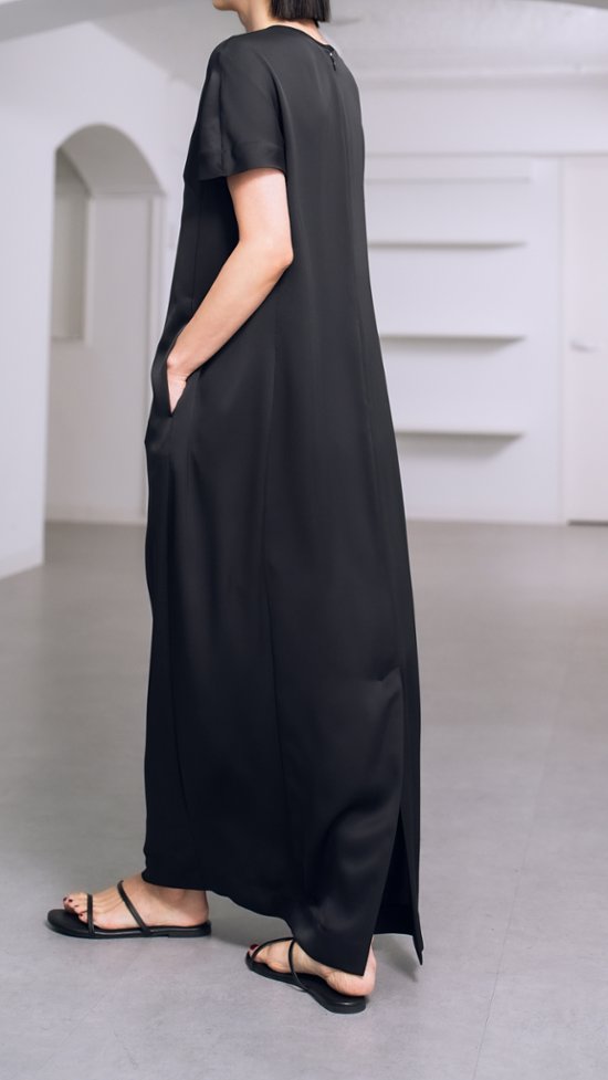 【5月末-6月中旬デリバリー予定】Manon Satin Black 画像