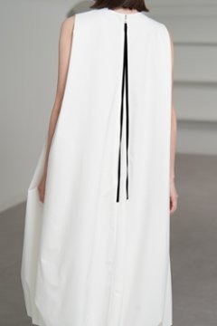 【6月中旬-6月末デリバリー予定】Caro White画像