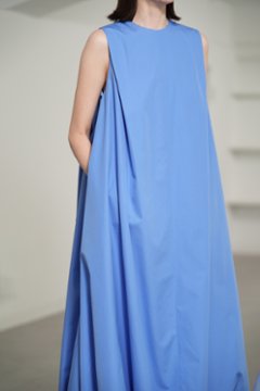 【6月中旬-6月末デリバリー予定】Caro Saxe Blue画像