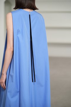 【6月中旬-6月末デリバリー予定】Caro Saxe Blue画像