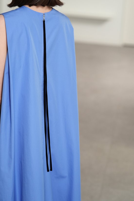 【6月中旬-6月末デリバリー予定】Caro Saxe Blue画像