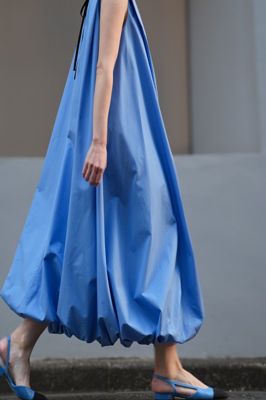 【6月中旬-6月末デリバリー予定】Caro Saxe Blue画像