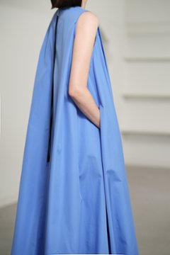 【6月中旬-6月末デリバリー予定】Caro Saxe Blue画像