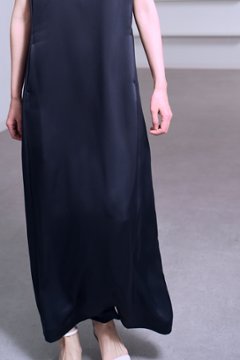 【5月末-6月中旬デリバリー予定】Manon Satin Navy 画像