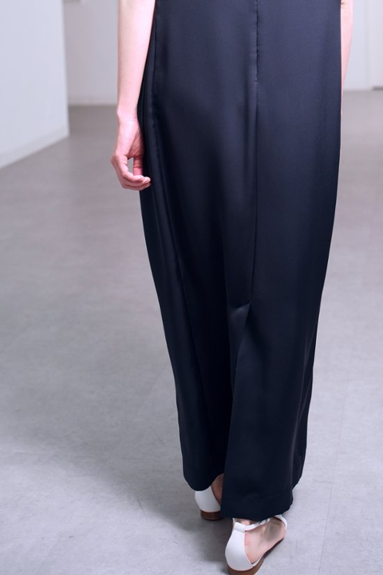 【5月末-6月中旬デリバリー予定】Manon Satin Navy 画像