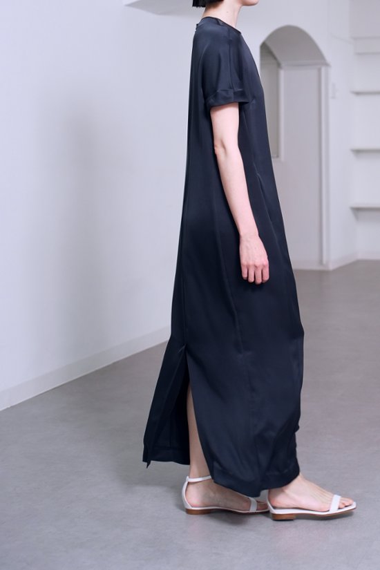 【5月末-6月中旬デリバリー予定】Manon Satin Navy 画像