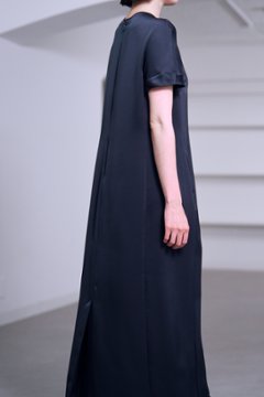 【5月末-6月中旬デリバリー予定】Manon Satin Navy 画像