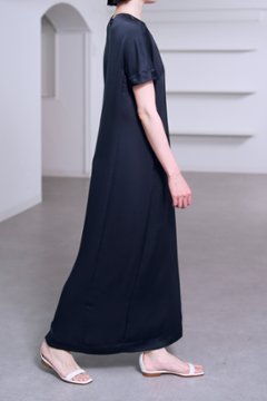 【5月末-6月中旬デリバリー予定】Manon Satin Navy の画像