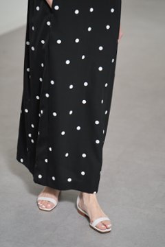【5月末-6月中旬デリバリー予定】Manon Dot Black/White画像