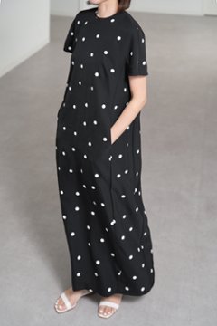 【5月末-6月中旬デリバリー予定】Manon Dot Black/White画像