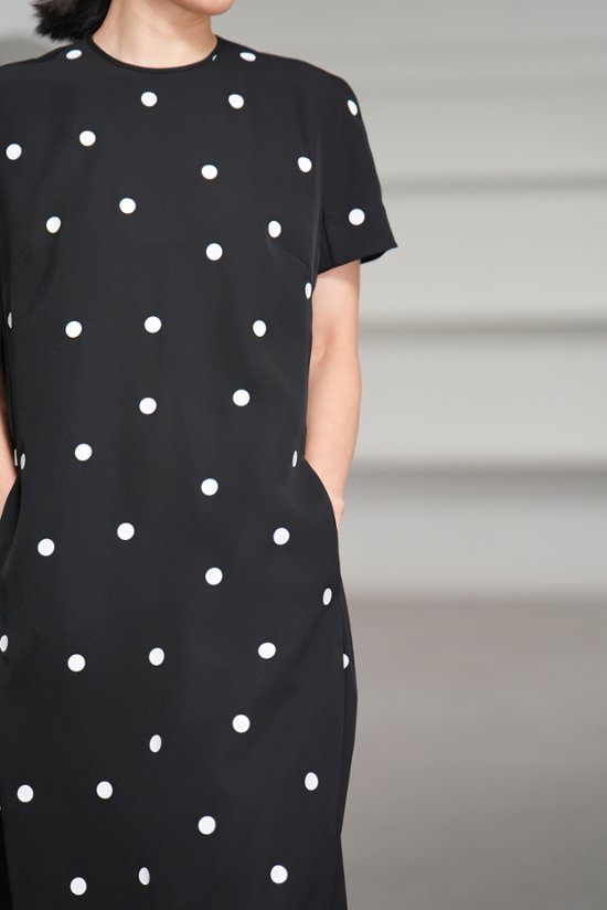 【5月末-6月中旬デリバリー予定】Manon Dot Black/White画像